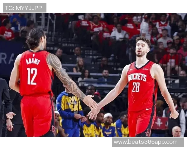 杜兰特分析申京与亚当斯双塔组合的潜力与意外效果