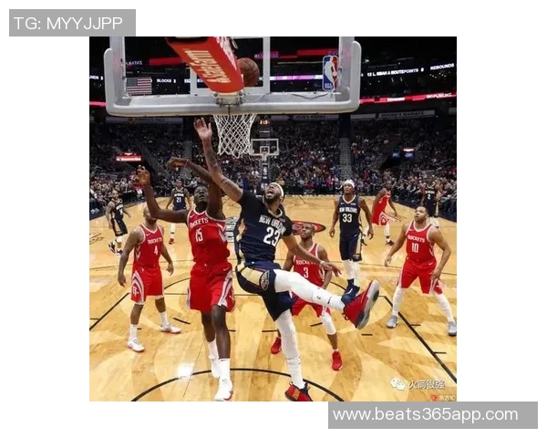 小乔丹内线强势补篮得手并成功加罚展现绝佳状态